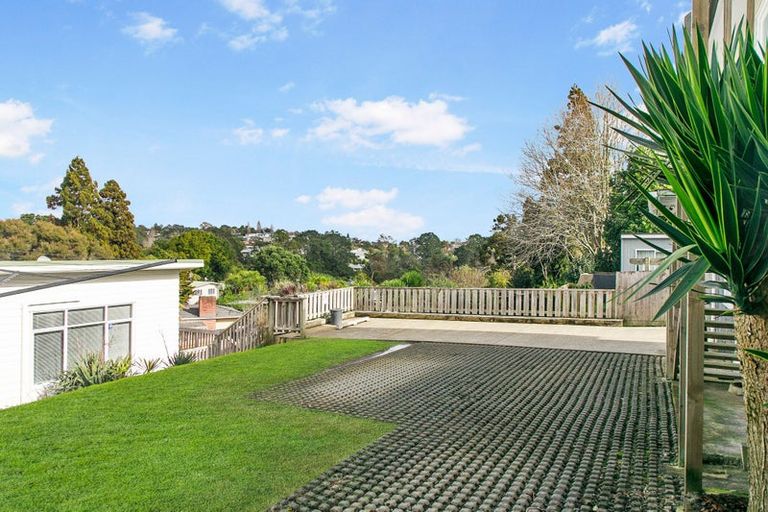 Photo of property in 20 Saffron Street, Birkdale, Auckland, 0626