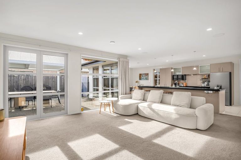Photo of property in 4 Richard Seddon Drive, Northwood, Christchurch, 8051