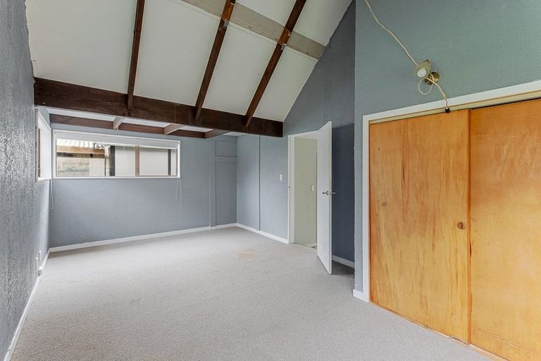 Photo of property in 10 Mamaku Street, Paraparaumu, 5032