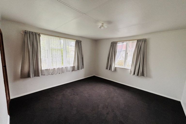 Photo of property in 8 Allenby Street, Bader, Hamilton, 3206
