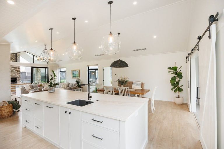 Photo of property in 72 Hartwell Drive, Kelvin Grove, Palmerston North, 4470