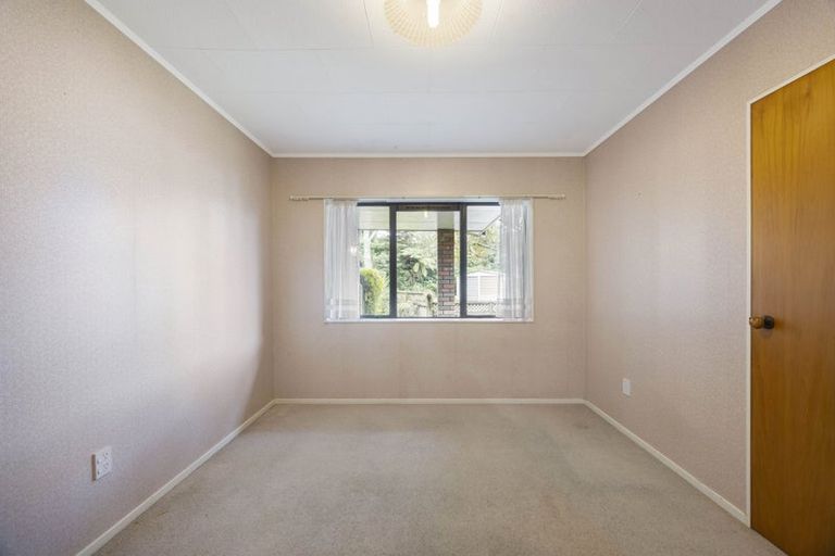 Photo of property in 13 Pentland Place, Highlands Park, New Plymouth, 4312