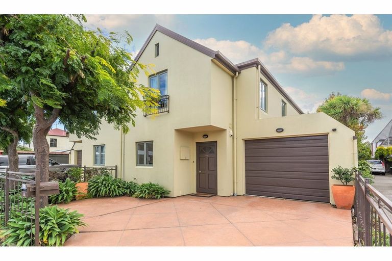 Photo of property in 9a Derby Street, St Albans, Christchurch, 8014