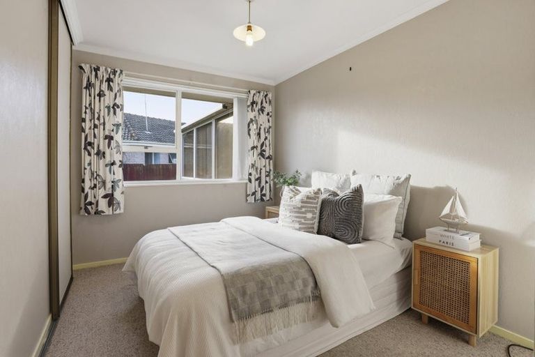 Photo of property in 5 Inverell Place, North New Brighton, Christchurch, 8083