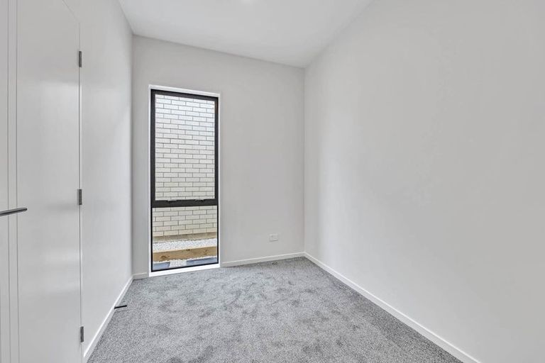 Photo of property in 24b Horokaka Street, Massey, Auckland, 0614
