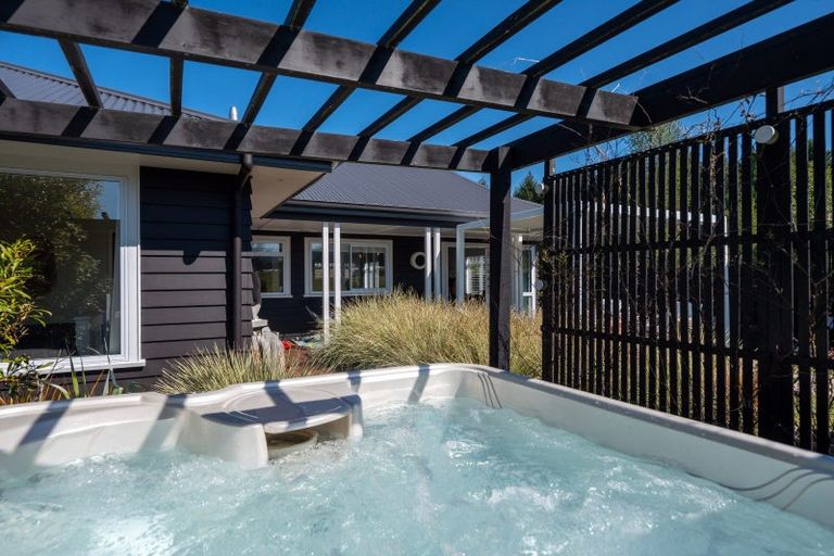 Photo of property in 49/500 Kinloch Road, Kinloch, Taupo, 3377