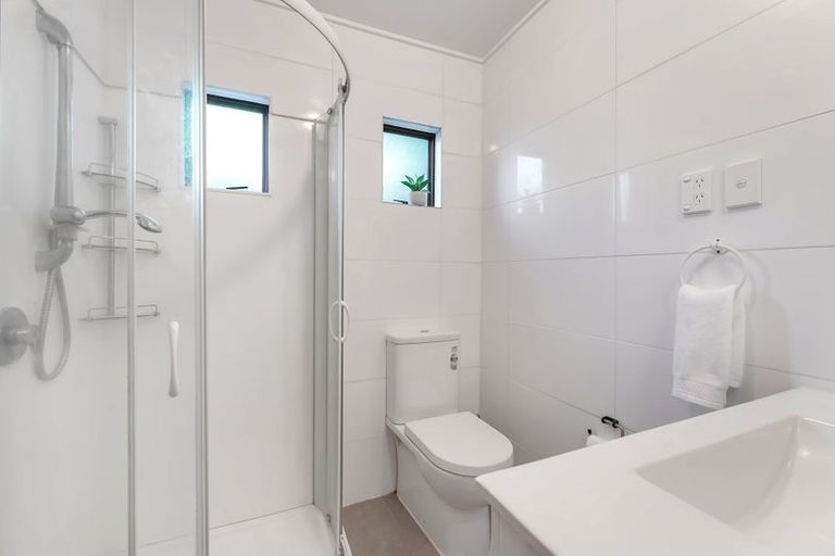 Photo of property in 33 Hindmarsh Street, Johnsonville, Wellington, 6037