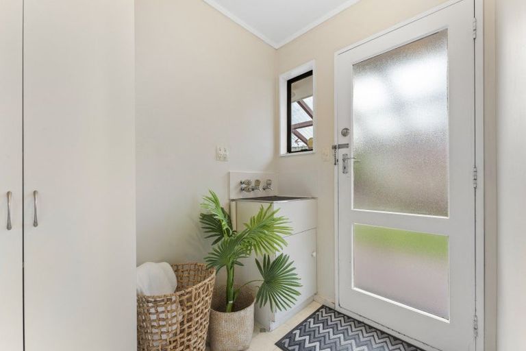 Photo of property in 72 Fraser Drive, Feilding, 4702