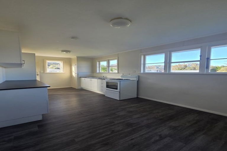 Photo of property in 356 Oxford Terrace, Avalon, Lower Hutt, 5011