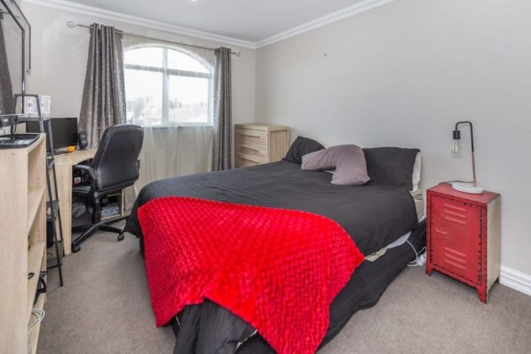 Photo of property in 14a Peverel Street, Riccarton, Christchurch, 8011