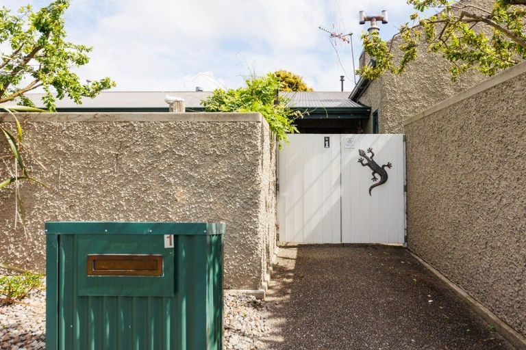 Photo of property in 1 Strachan Way, Highbury, Palmerston North, 4412