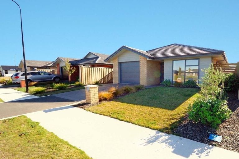 Photo of property in 15 Goulds Road, Rolleston, 7615