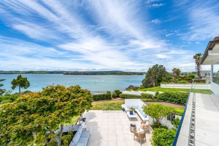 Photo of property in 1/121 Pah Road, Cockle Bay, Auckland, 2014