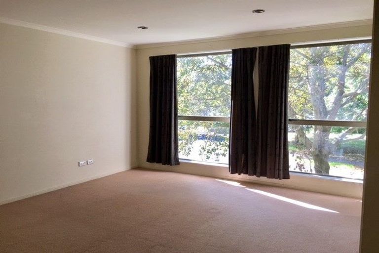 Photo of property in 22 Reins Road, Takanini, 2112