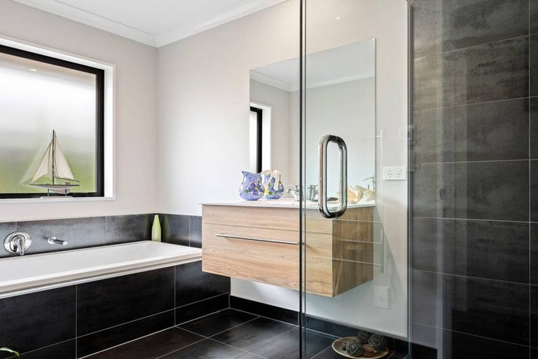 Photo of property in 38 Hinterland Drive, Prebbleton, 7604