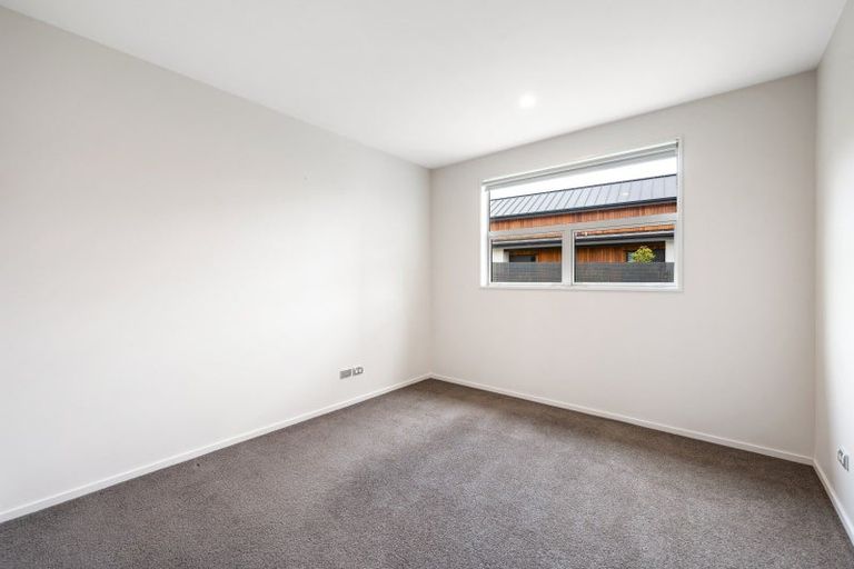 Photo of property in 10 Kelliher Drive, Wanaka, 9305