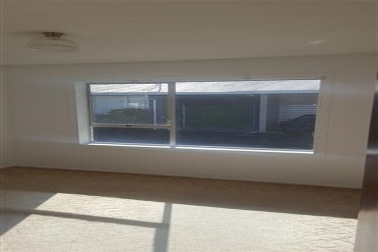 Photo of property in 43 Oldwood Street, Bishopdale, Christchurch, 8053