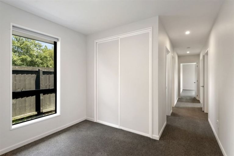 Photo of property in 16 Kilkivan Lane, Broomfield, Christchurch, 8042