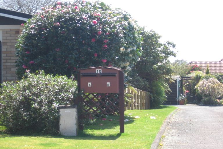 Photo of property in 10b Willmott Place, Springfield, Rotorua, 3015
