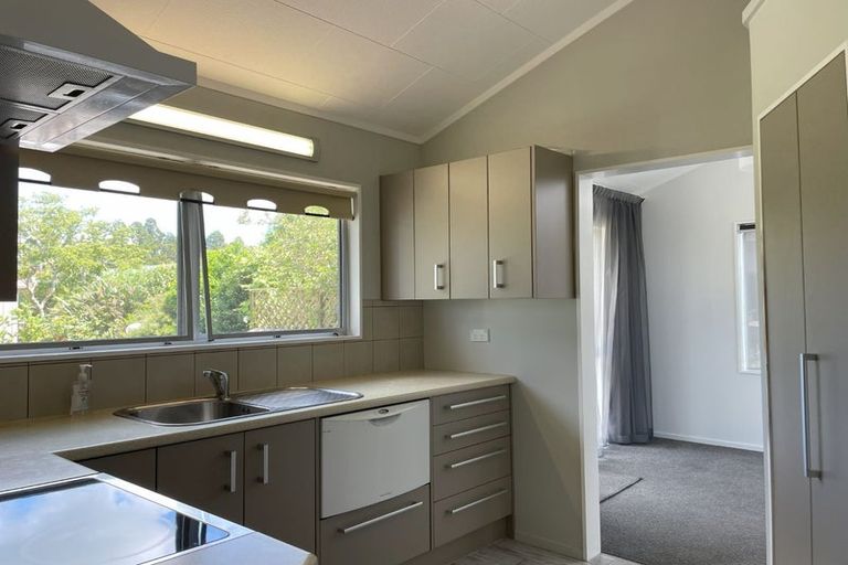 Photo of property in 18 Seaview Road, Ruakaka, 0116