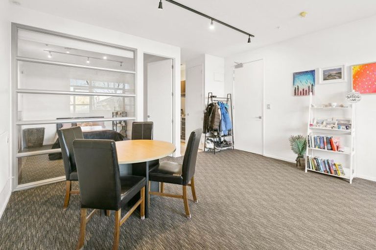 Photo of property in Vespa Apartments, 408/20 Hanson Street, Mount Cook, Wellington, 6021