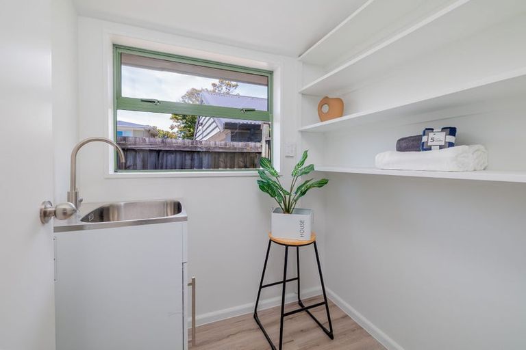 Photo of property in 88 Grahams Road, Burnside, Christchurch, 8041
