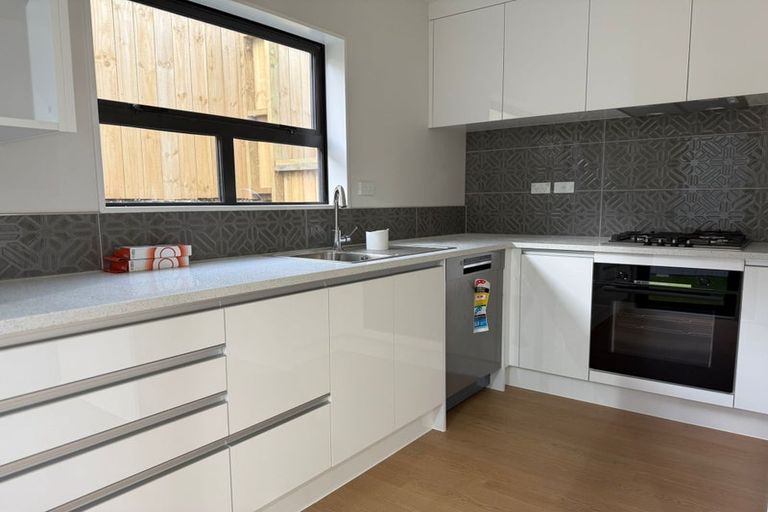 Photo of property in 163b Bradbury Road, Botany Downs, Auckland, 2010