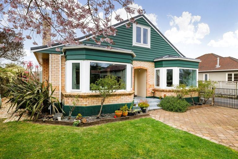 Photo of property in 18 Bretton Terrace, Hillcrest, Hamilton, 3216