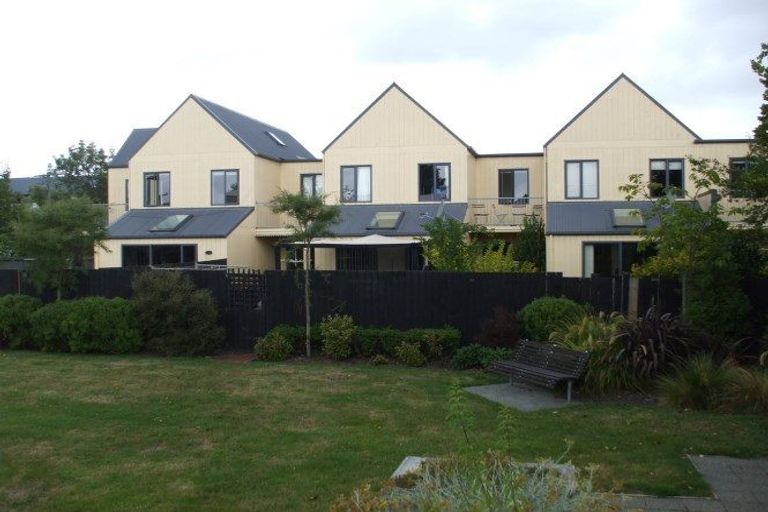 Photo of property in 2/24 Melrose Street, Christchurch Central, Christchurch, 8013