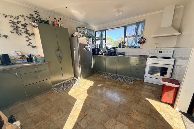 Photo of property in 26 Wordsworth Crescent, Maraenui, Napier, 4110