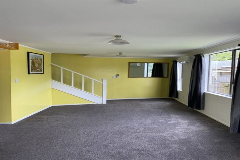 Photo of property in 74f1- Gillespies Road, Birchville, Upper Hutt, 5018