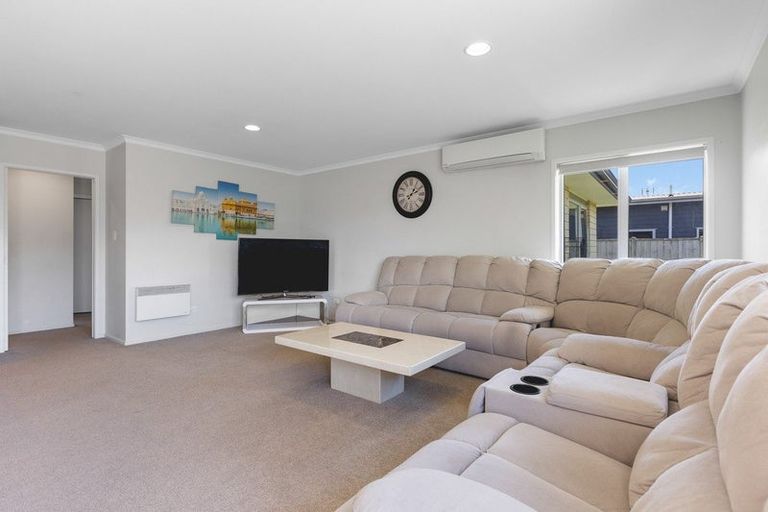 Photo of property in 11 Rawiri Drive, Bell Block, New Plymouth, 4312