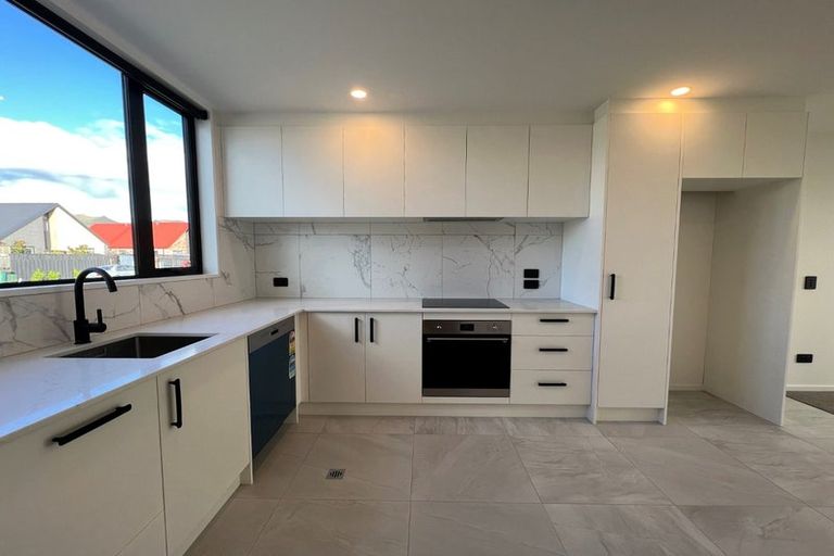 Photo of property in 2/18 Rutherford Street, Woolston, Christchurch, 8023