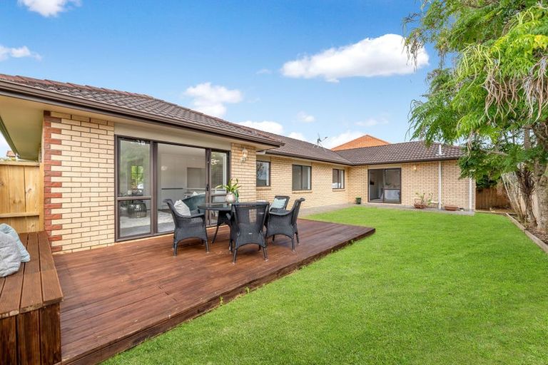 Photo of property in 13 Malahide Drive, Flat Bush, Auckland, 2019