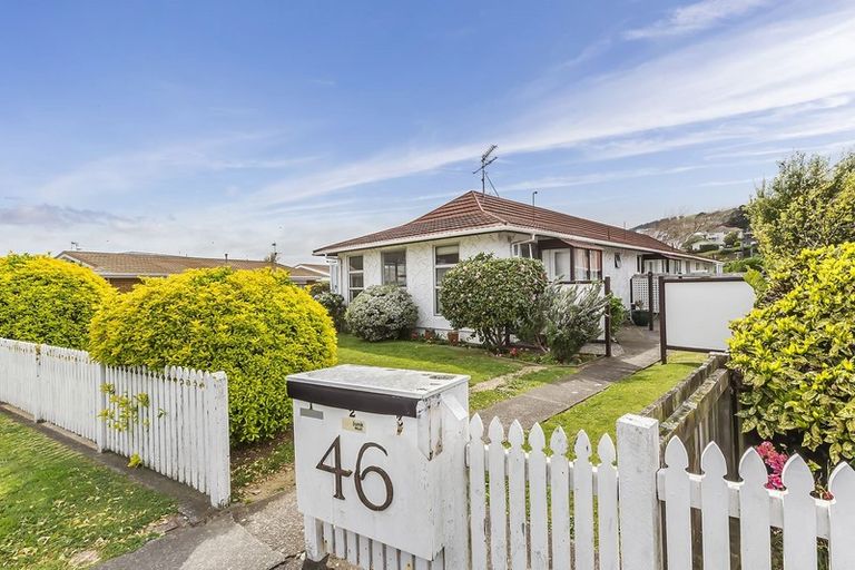 Photo of property in 46f1 Oxford Street, Tawa, Wellington, 5028