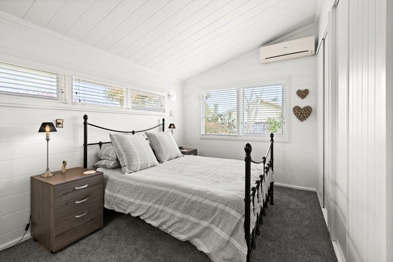 Photo of property in 5 Saint Hill Lane, Havelock North, 4130