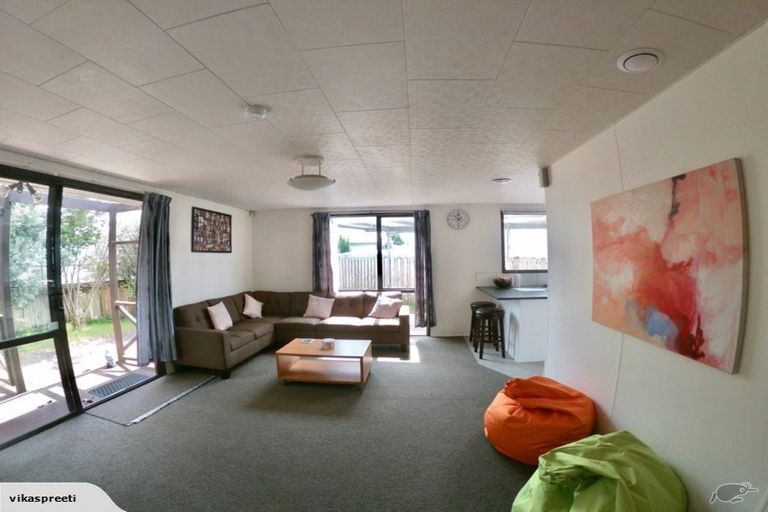 Photo of property in 3/8 Ireland Place, Ranui, Auckland, 0612