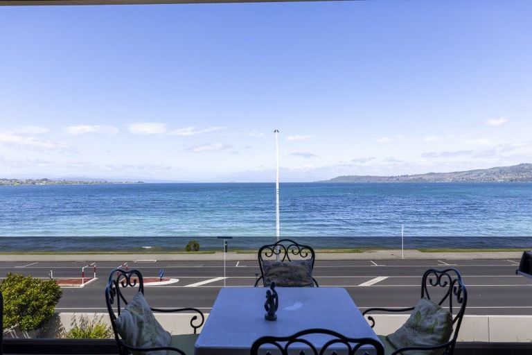 Photo of property in 88 Lake Terrace, Taupo, 3330