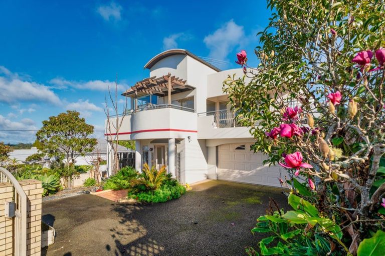 Photo of property in 5 Balmain Road, Birkenhead, Auckland, 0626