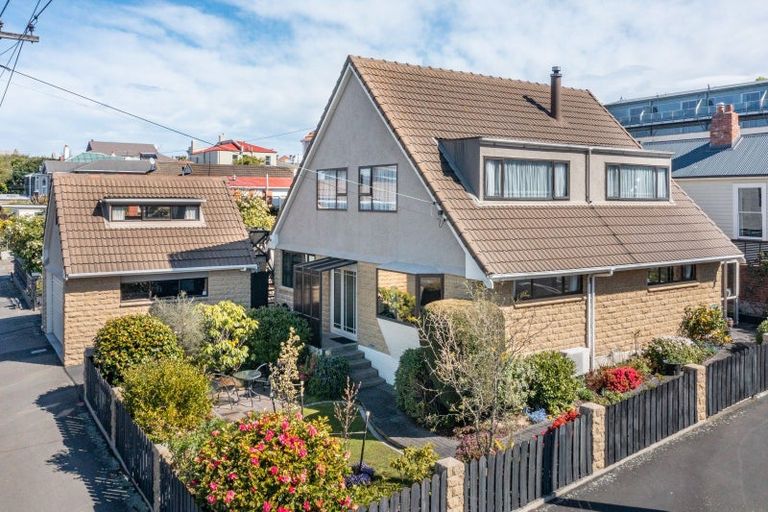 Photo of property in 76 Arthur Street, Dunedin Central, Dunedin, 9016