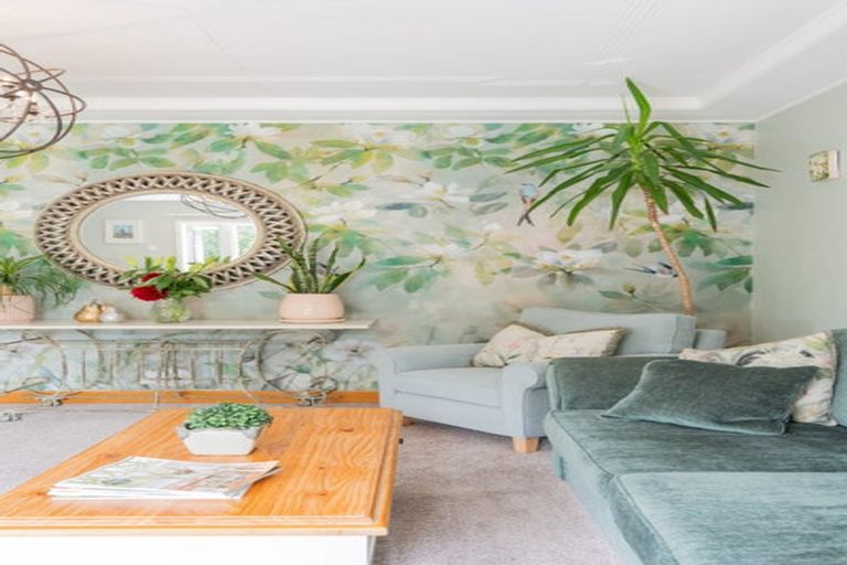 Photo of property in 16 Beaumaris Street, Outram, 9019
