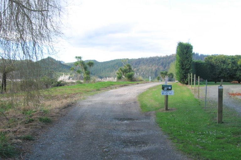 Photo of property in 38 Aileen Place, Whangamata, 3691