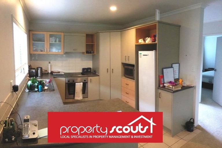 Photo of property in Waimanu Bay Village, 25/1 Piriti Drive, Te Atatu Peninsula, Auckland, 0610