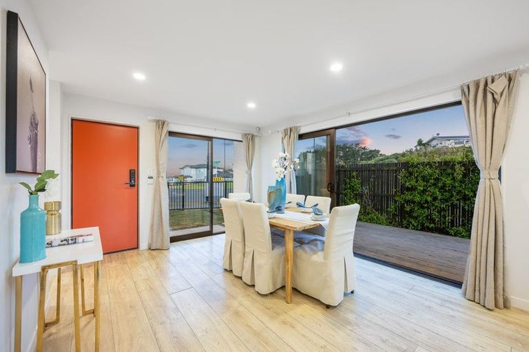Photo of property in 2 James Mcleod Way, Silverdale, 0932