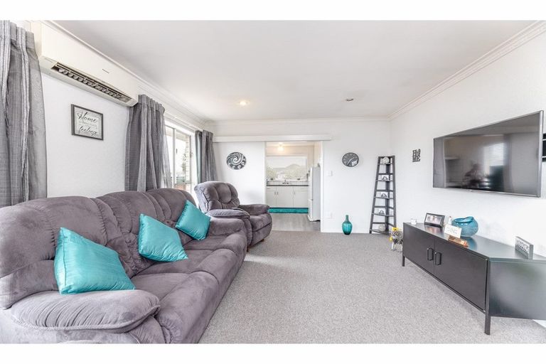 Photo of property in 299 Linwood Avenue, Linwood, Christchurch, 8062