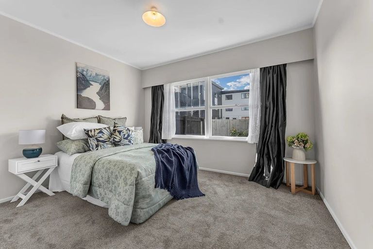 Photo of property in 2/54 East Street, Papakura, 2110