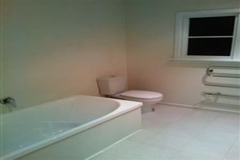 Photo of property in 114 Idris Road, Bryndwr, Christchurch, 8052