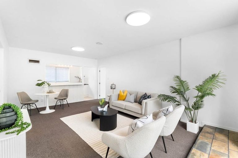 Photo of property in 95 Awaruku Road, Torbay, Auckland, 0630