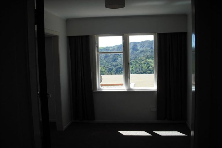 Photo of property in 19a Huntingdon Street, Northland, Wellington, 6012