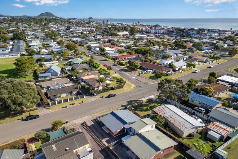 Photo of property in 14a Seaspray Drive, Mount Maunganui, 3116